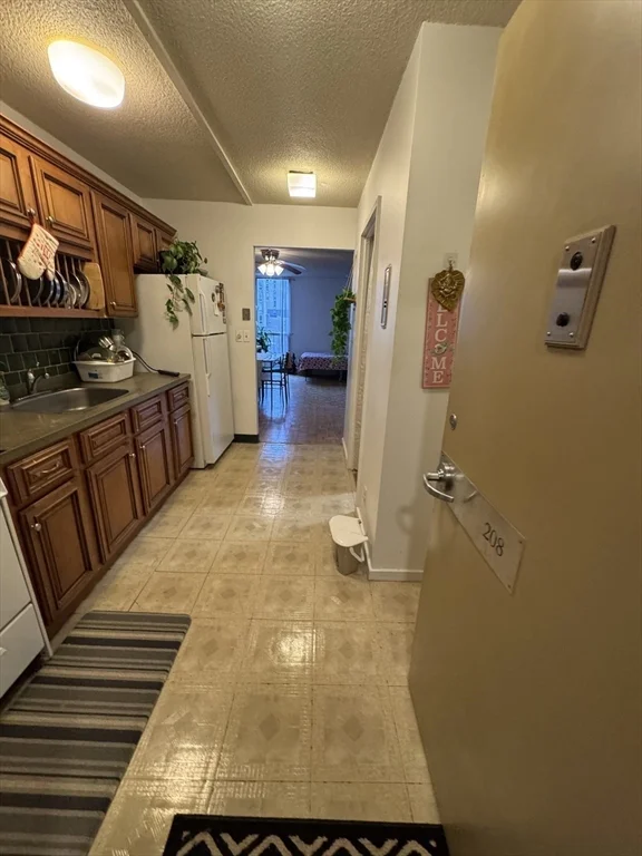 Studio bed, 1 bath apartment for rent at 44 Washington St Unit 208, Brookline Village — photo 5 of 13