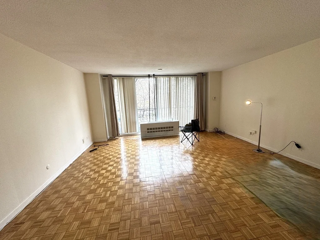 Studio bed, 1 bath apartment for rent at 44 Washington St Unit 313, Brookline Village — photo 3 of 11