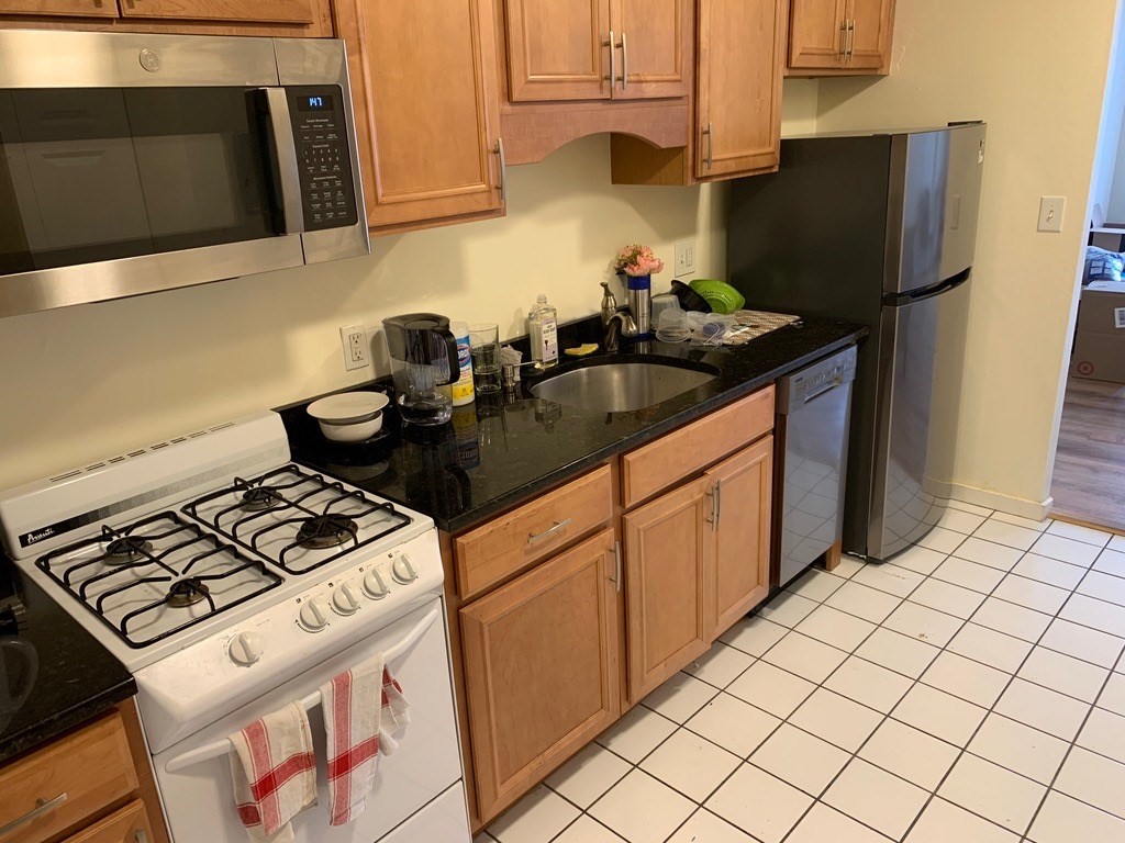 Studio bed, 1 bath apartment for rent at 44 Washington St Unit 408, Brookline Village — photo 17 of 22