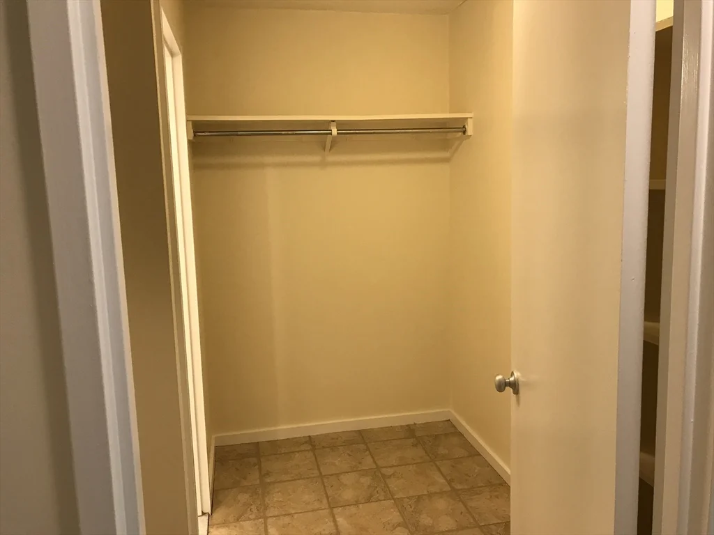 Studio bed, 1 bath apartment for rent at 44 Washington St Unit 411, Brookline Village — photo 4 of 9