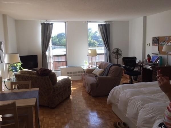 Studio bed, 1 bath apartment for rent at 44 Washington St Unit 508, Brookline Village — photo 4 of 19
