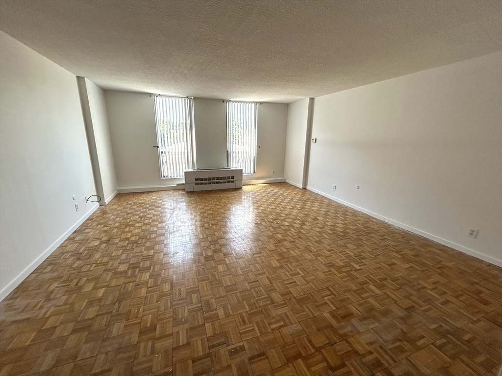 Studio bed, 1 bath apartment for rent at 44 Washington St Unit 508, Brookline Village — photo 3 of 19