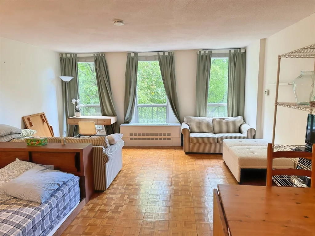 Studio bed, 1 bath apartment for rent at 44 Washington St Unit 515, Coolidge Corner — photo 3 of 14