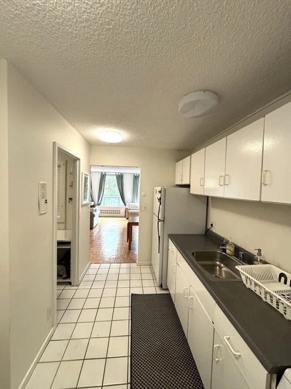 Studio bed, 1 bath apartment for rent at 44 Washington St Unit 515, Coolidge Corner — photo 5 of 14