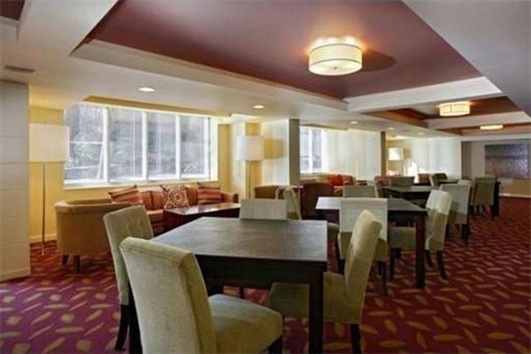 2 bed, 2 bath apartment for rent at 44 Washington St Unit 602, Brookline — photo 8 of 12
