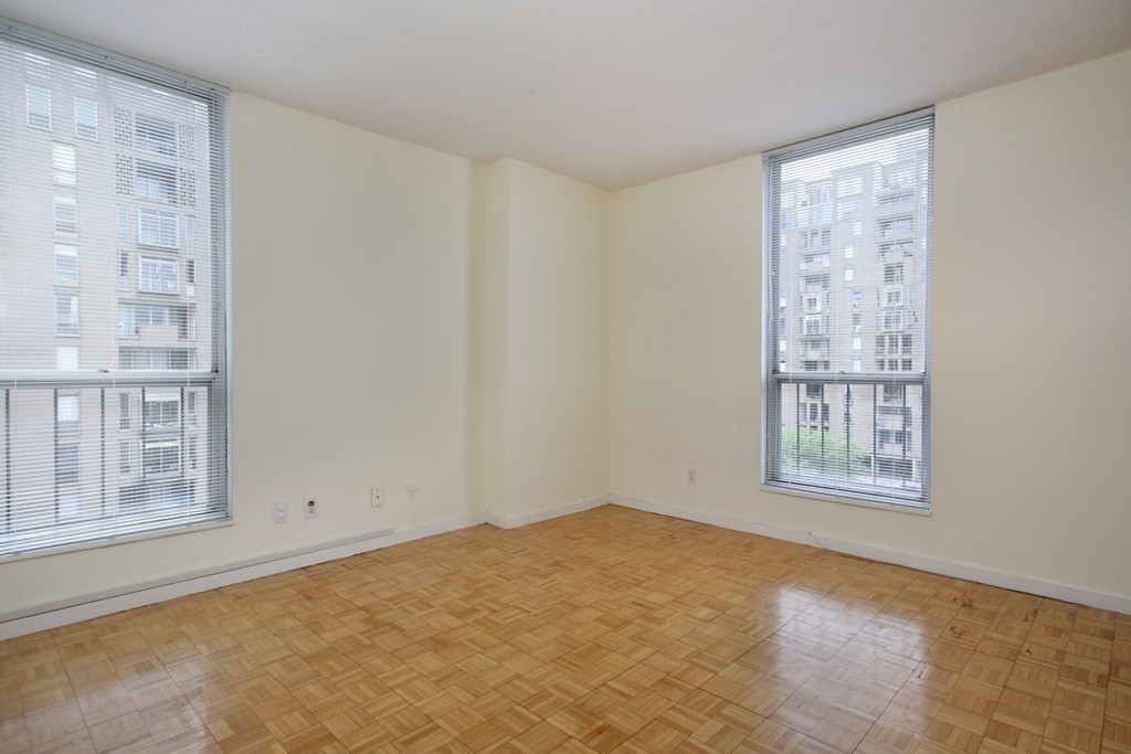 2 bed, 2 bath apartment for rent at 44 Washington St Unit 602, Brookline — photo 4 of 12