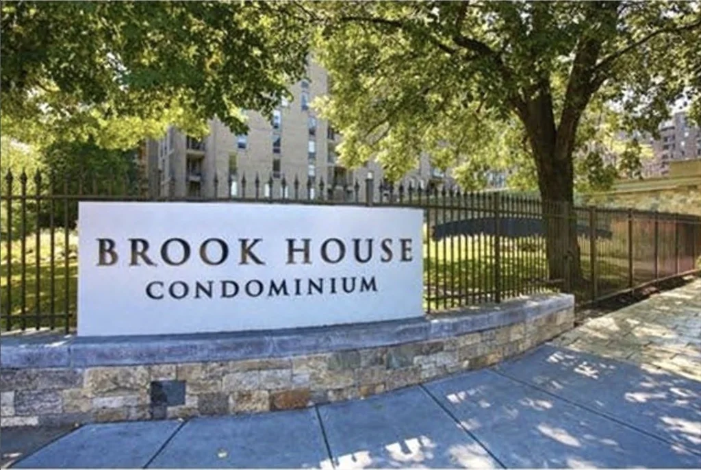 Studio bed, 1 bath apartment for rent at 44 Washington St Unit 612, Brookline Village