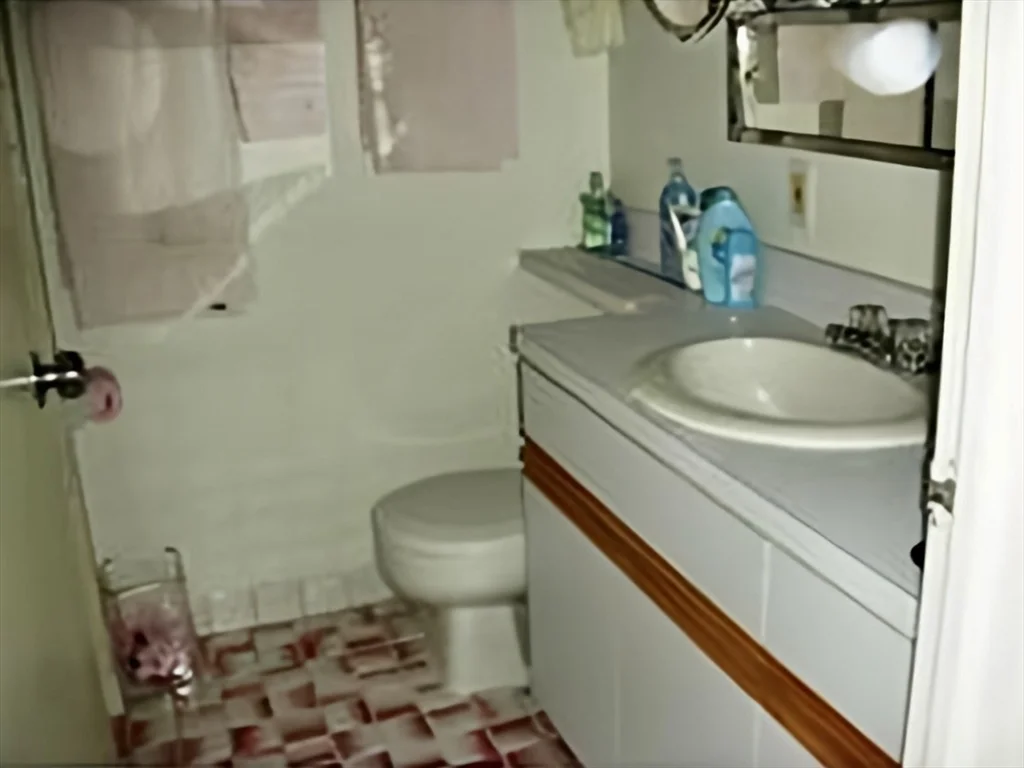 2 bed, 2 bath apartment for rent at 44 Washington St Unit 702, Brookline Village — photo 5 of 19