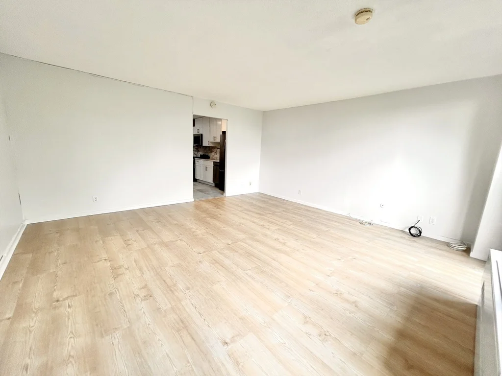 Studio bed, 1 bath apartment for rent at 44 Washington St Unit 713, Brookline Village — photo 4 of 17