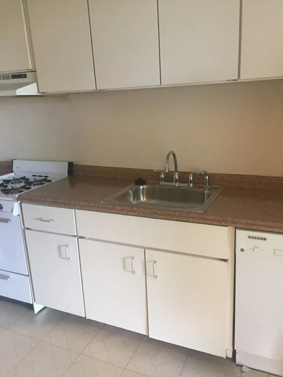 Studio bed, 1 bath apartment for rent at 44 Washington St Unit 809, Brookline — photo 3 of 14