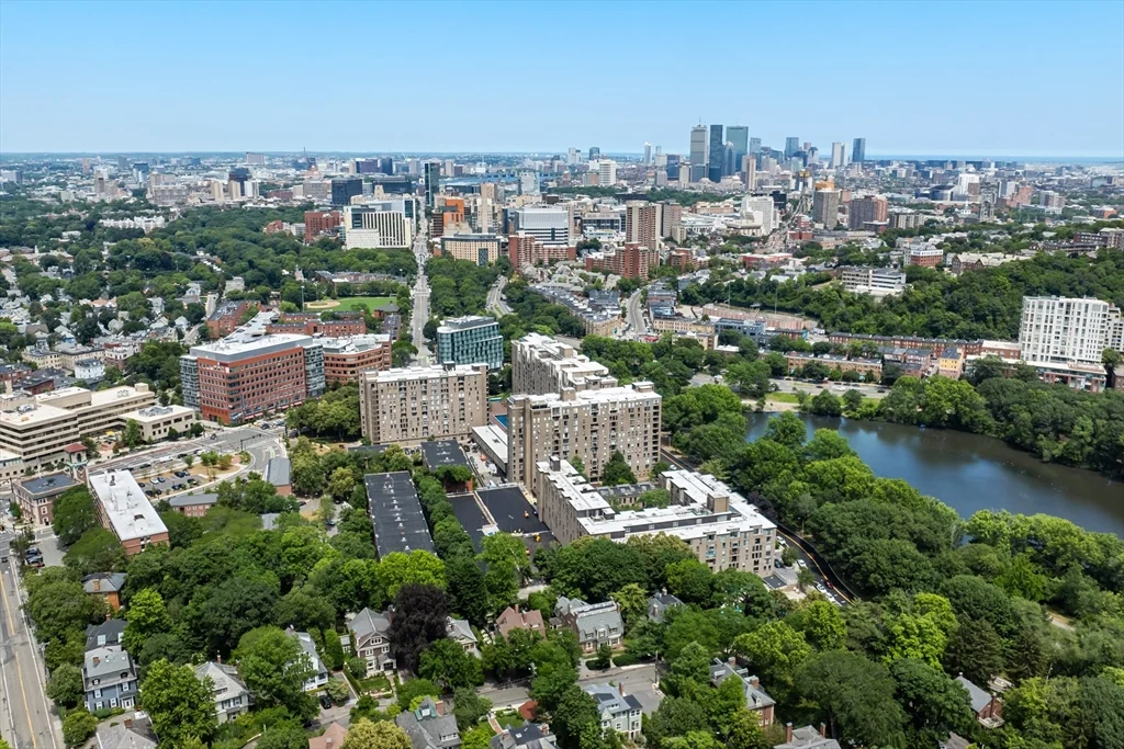 Studio bed, 1 bath apartment for rent at 44 Washington St Unit 814, Brookline Village — photo 12 of 15