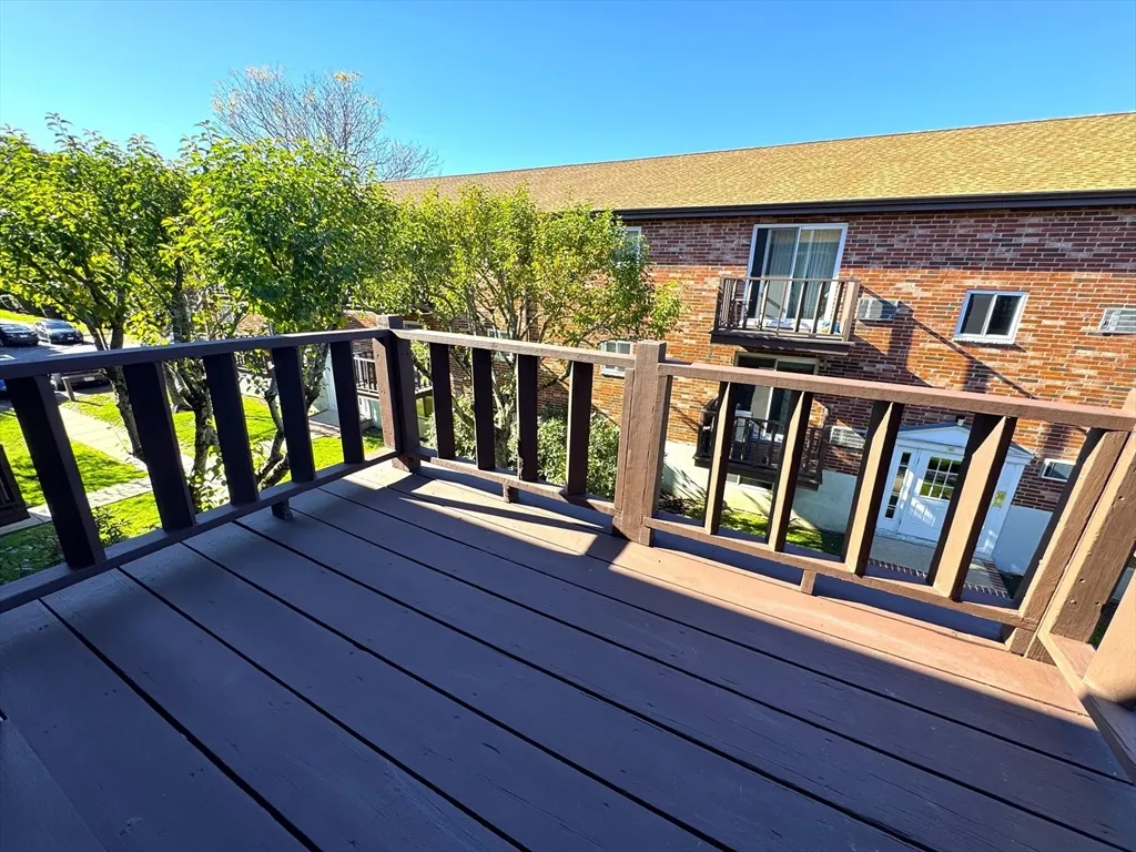 2 bed, 1 bath apartment for rent at 44 Westgate Rd Unit 5, Chestnut Hill — photo 13 of 15