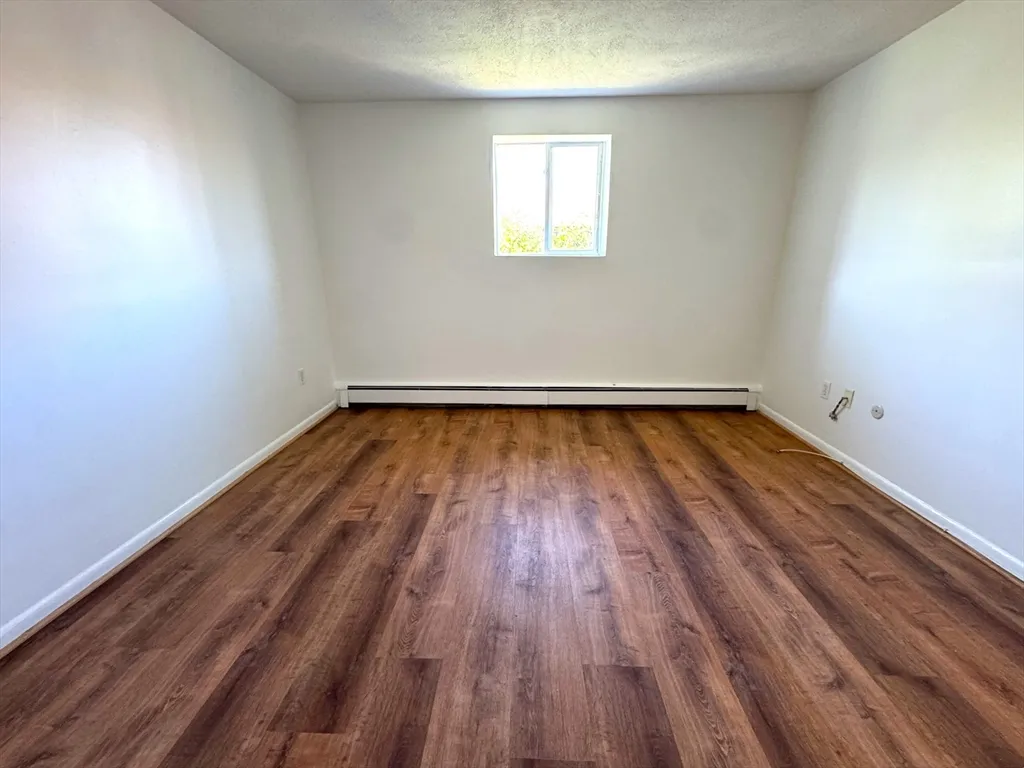 2 bed, 1 bath apartment for rent at 44 Westgate Rd Unit 5, Chestnut Hill — photo 7 of 15