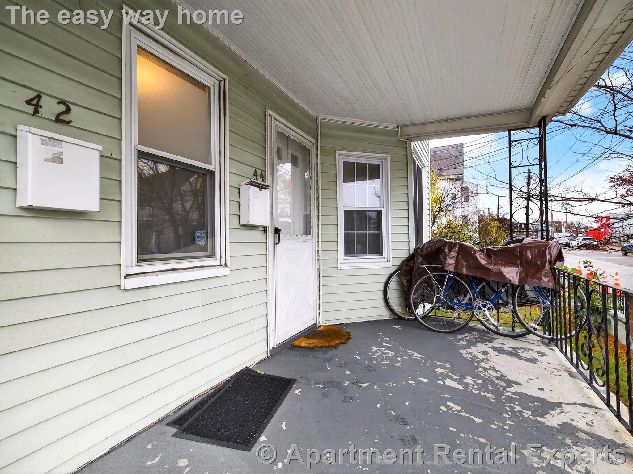 3 bed, 1 bath apartment for rent at 44 William St Unit 2, Ball Square — photo 11 of 14
