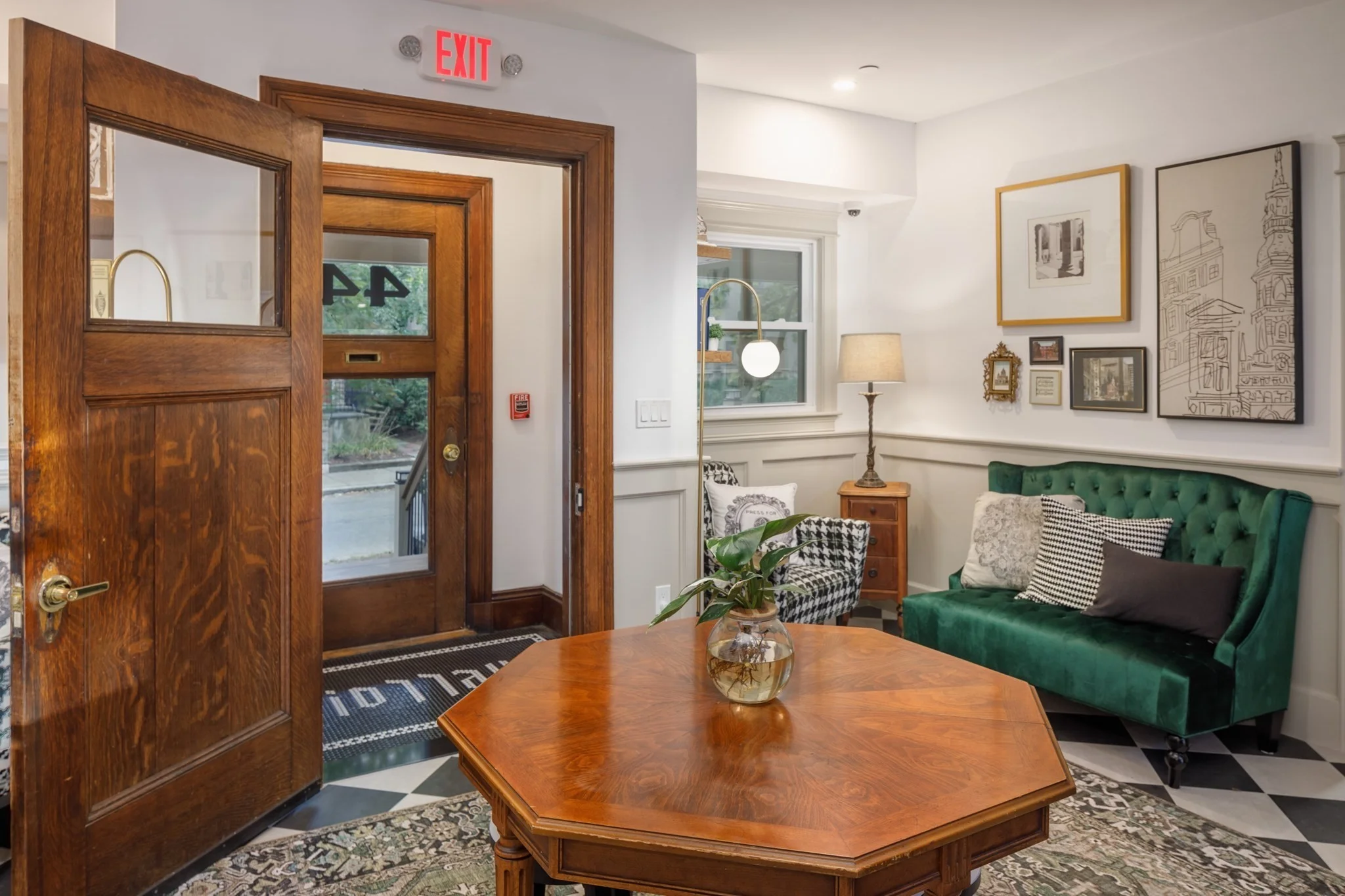 8+ bed, 4+ bath apartment for rent at 44 Winslow Rd, Coolidge Corner — photo 3 of 35