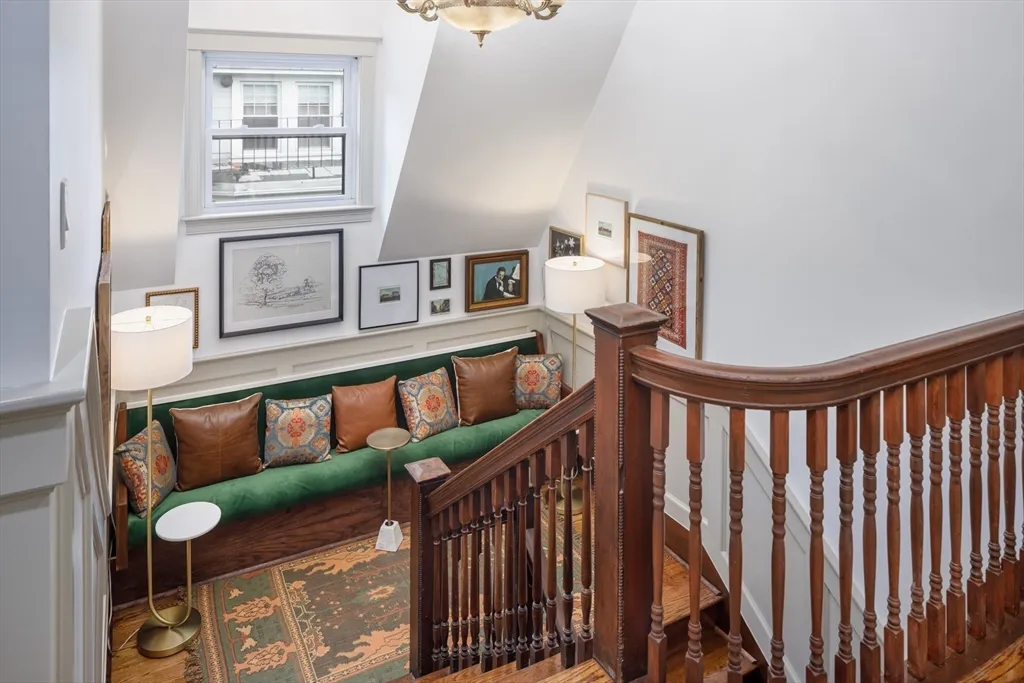 8+ bed, 4+ bath apartment for rent at 44 Winslow Rd, Coolidge Corner — photo 20 of 35