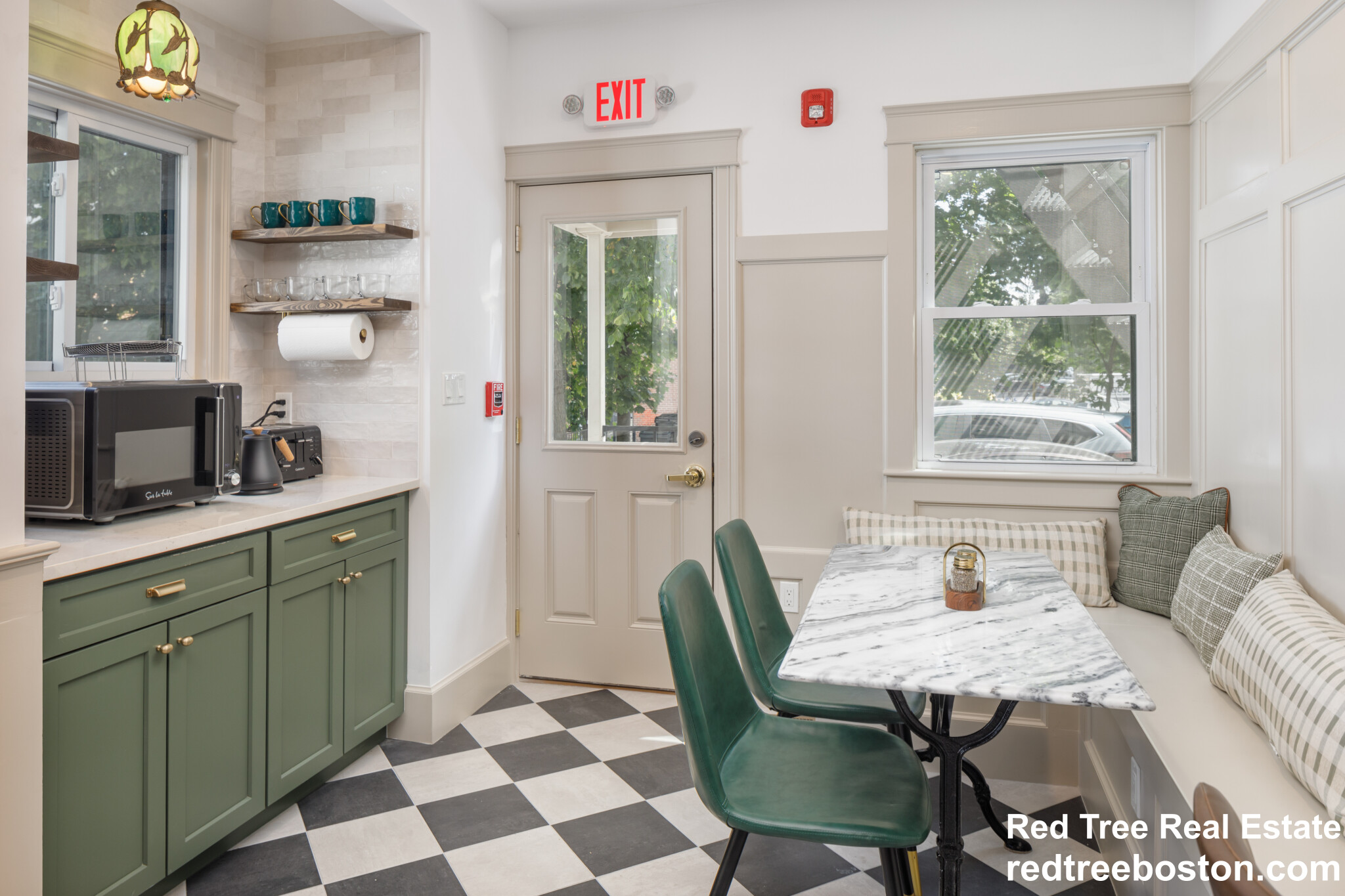 8+ bed, 4+ bath apartment for rent at 44 Winslow Rd Unit 10, North Brookline — photo 7 of 40