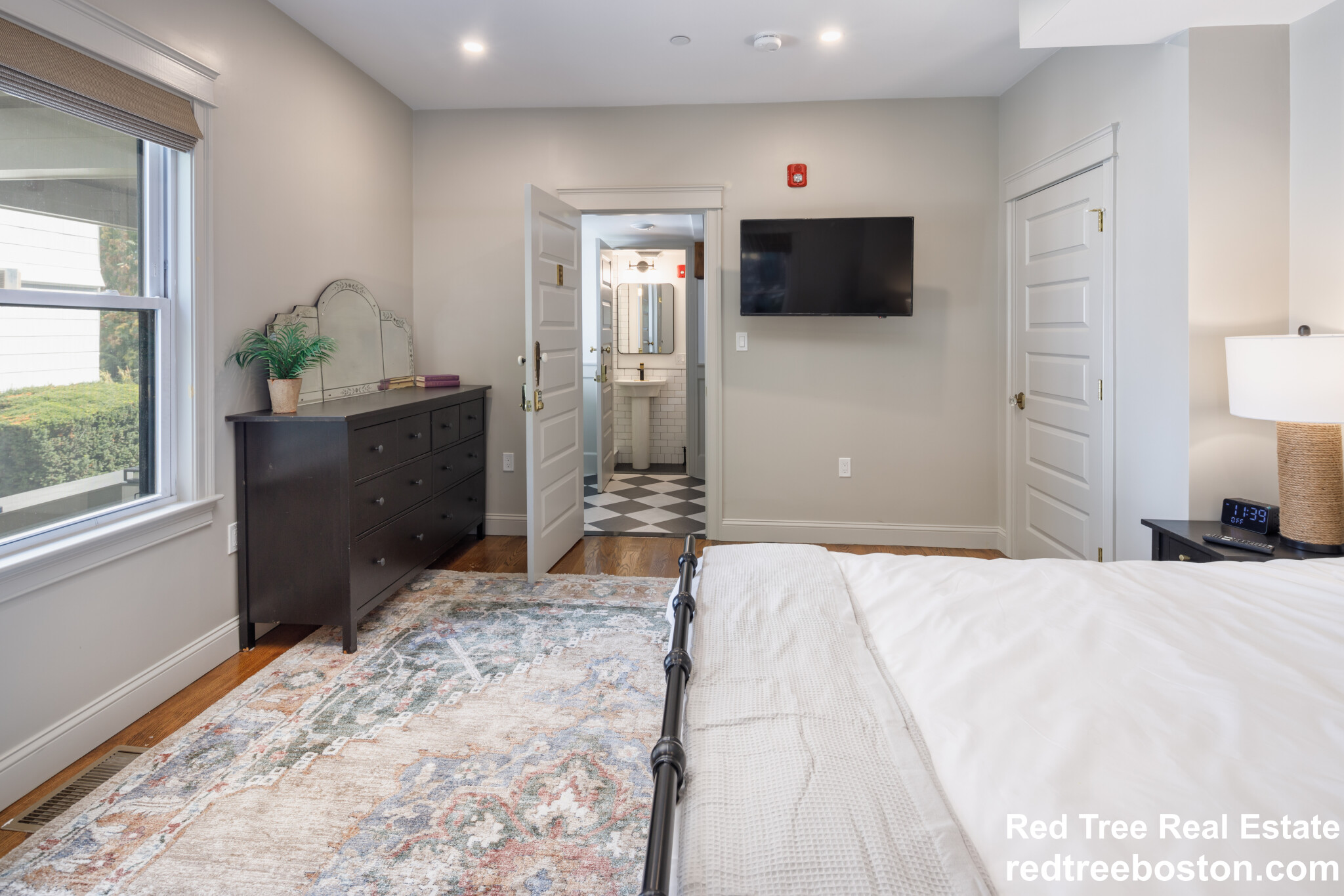 8+ bed, 4+ bath apartment for rent at 44 Winslow Rd Unit 10, North Brookline — photo 29 of 40