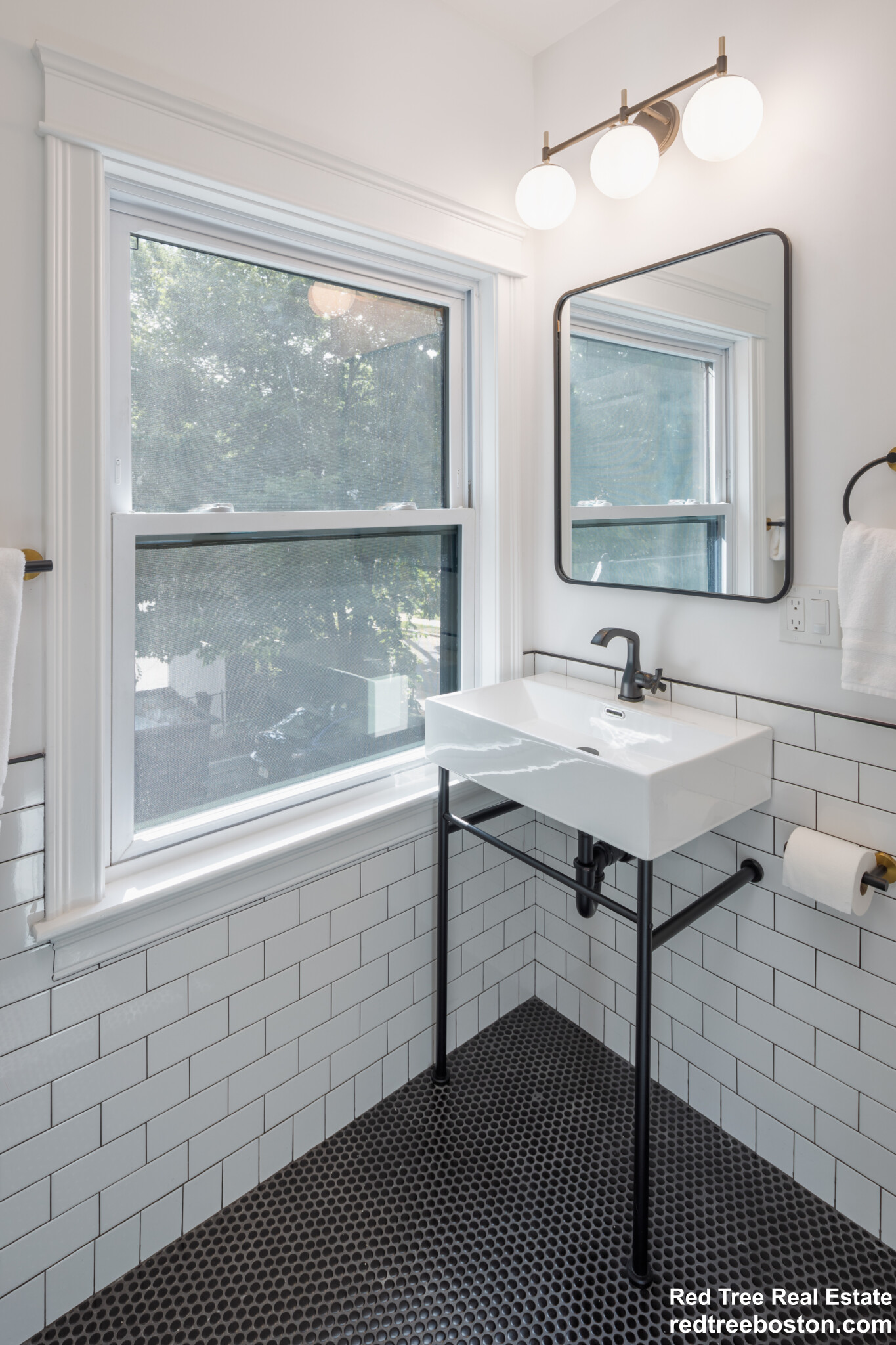 8+ bed, 4+ bath apartment for rent at 44 Winslow Rd Unit 10, North Brookline — photo 9 of 40