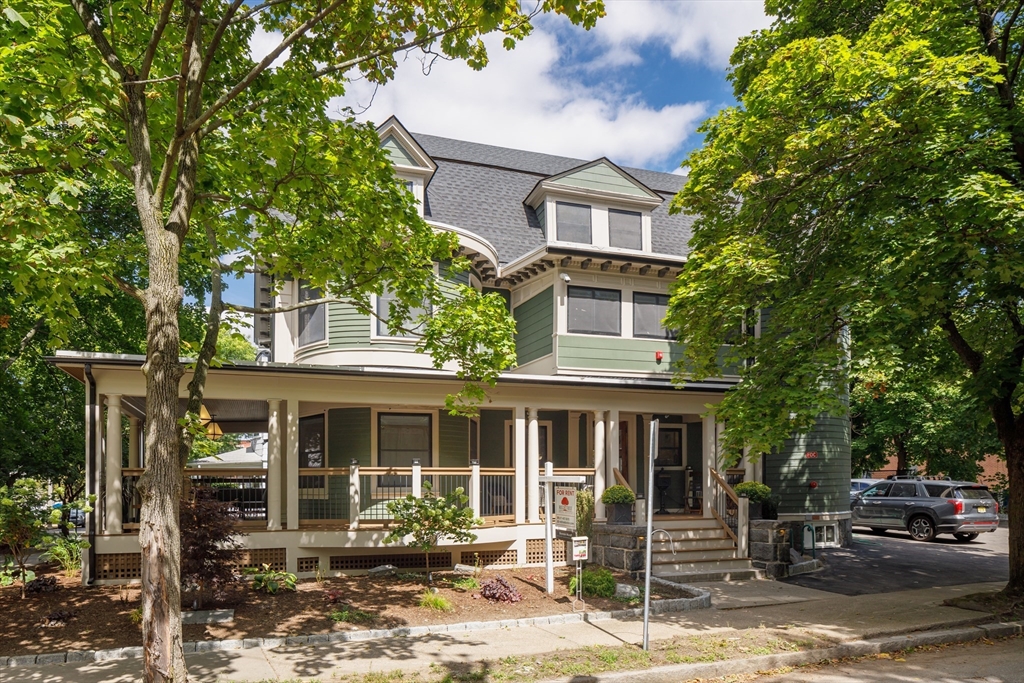 1 bed, 1 bath apartment for rent at 44 Winslow Rd Unit 44, North Brookline — photo 1 of 35