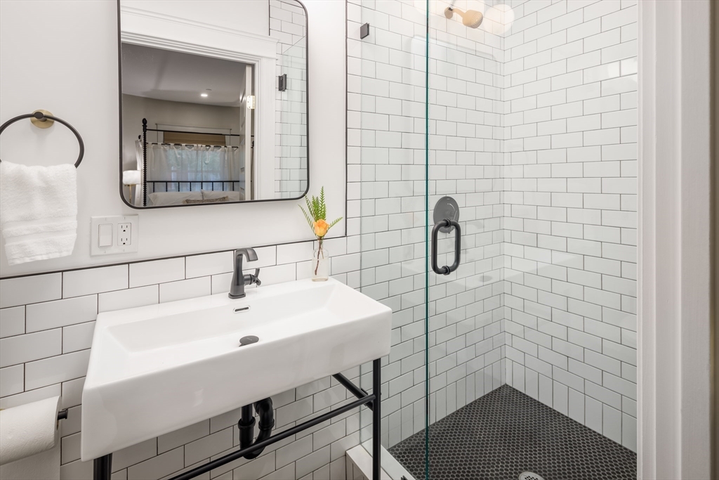 1 bed, 1 bath apartment for rent at 44 Winslow Rd Unit 44, North Brookline — photo 22 of 35