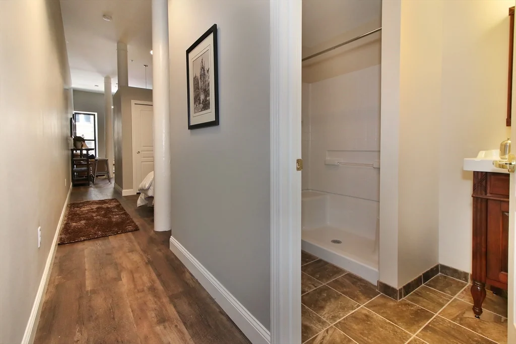Studio bed, 1 bath apartment for rent at 44 Winter St Unit 206, Boston Downtown — photo 6 of 12