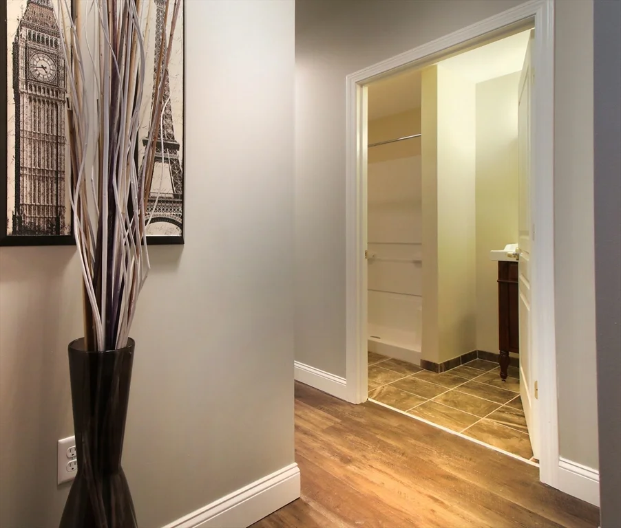 Studio bed, 1 bath apartment for rent at 44 Winter St Unit 206, Boston Downtown — photo 8 of 12