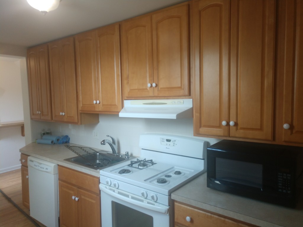 3 bed, 2.5 bath apartment for rent at 44 Winthrop St Unit 3, Taunton — photo 10 of 21