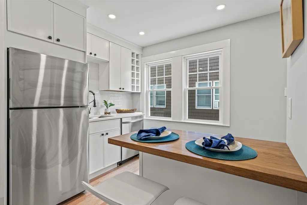 2 bed, 1 bath apartment for rent at 44 Woods Ave Unit 44, West Somerville — photo 26 of 35