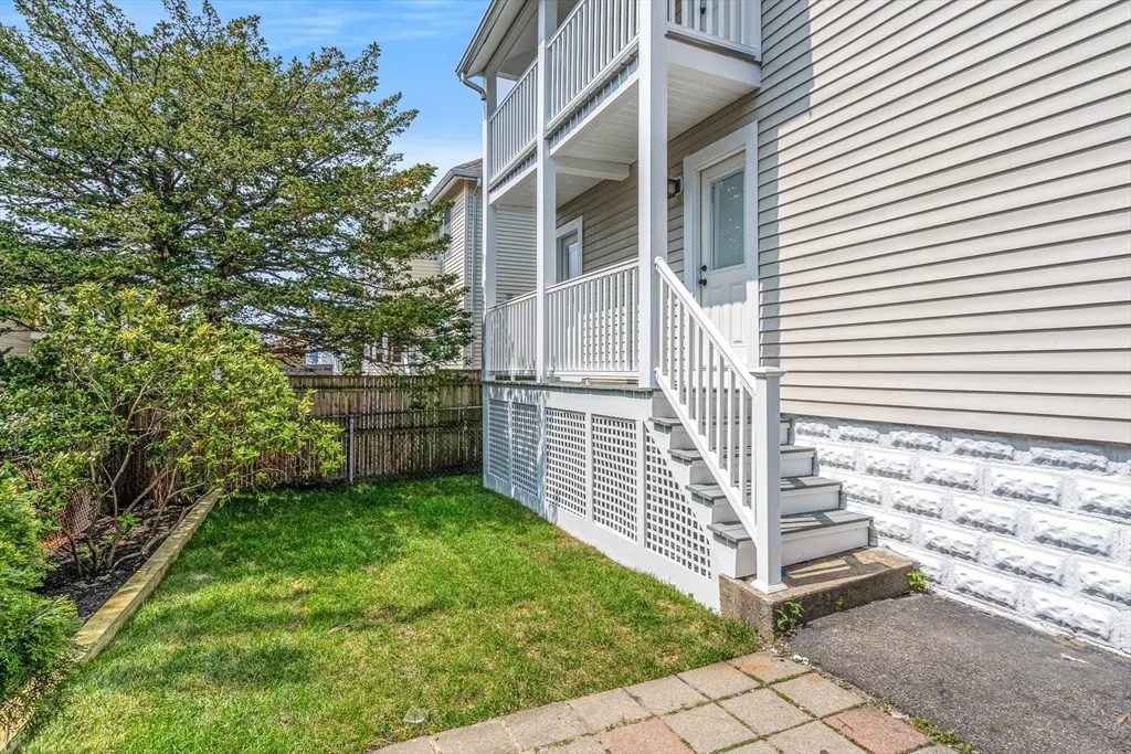 2 bed, 1 bath apartment for rent at 44 Woods Ave Unit 44, West Somerville — photo 33 of 35