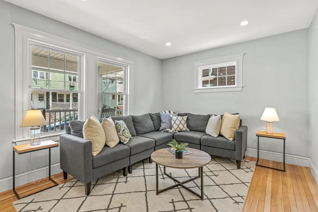 2 bed, 1 bath apartment for rent at 44 Woods Ave Unit 44, West Somerville — photo 10 of 35