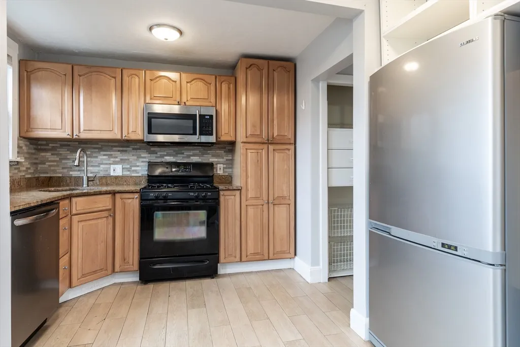 2 bed, 2 bath apartment for rent at 440 Adams St Unit 1, Dorchester — photo 7 of 18