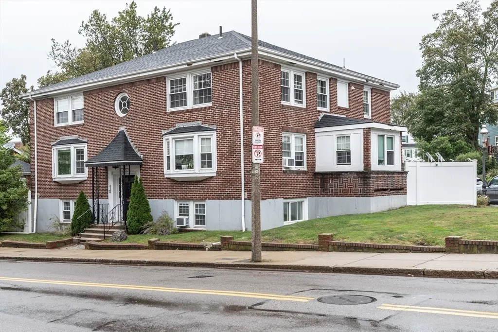 2 bed, 2 bath apartment for rent at 440 Adams St Unit 1, Dorchester — photo 18 of 18