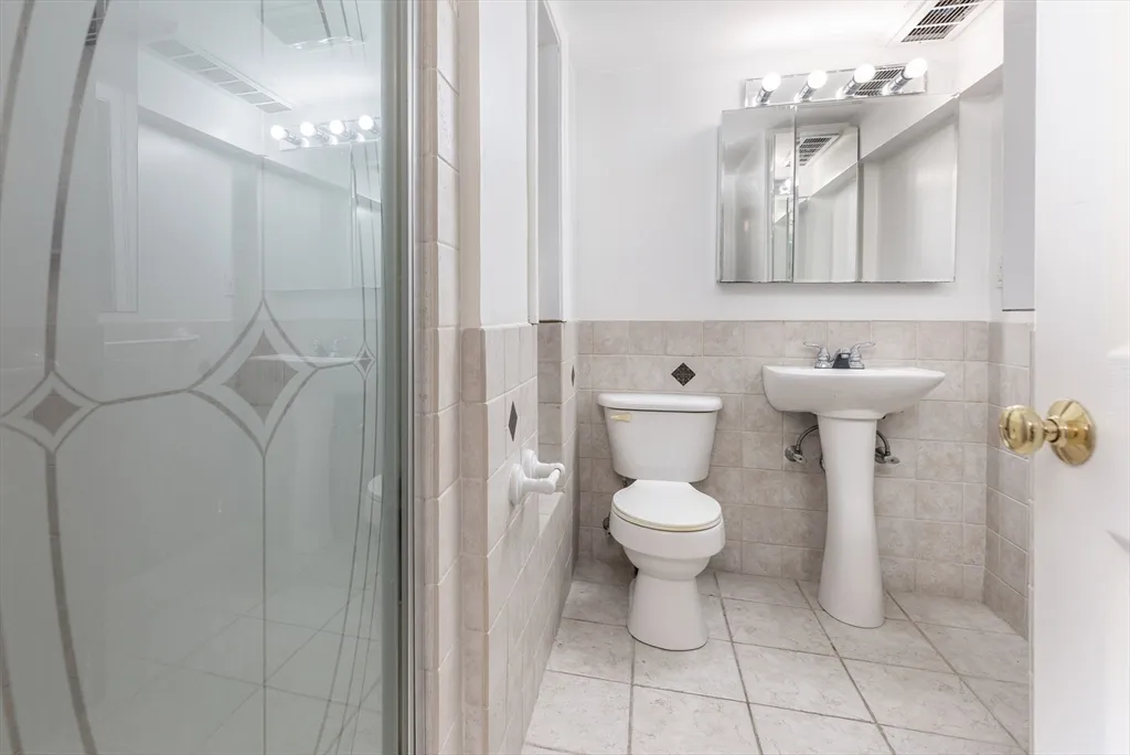2 bed, 2 bath apartment for rent at 440 Adams St Unit 1, Dorchester — photo 14 of 18
