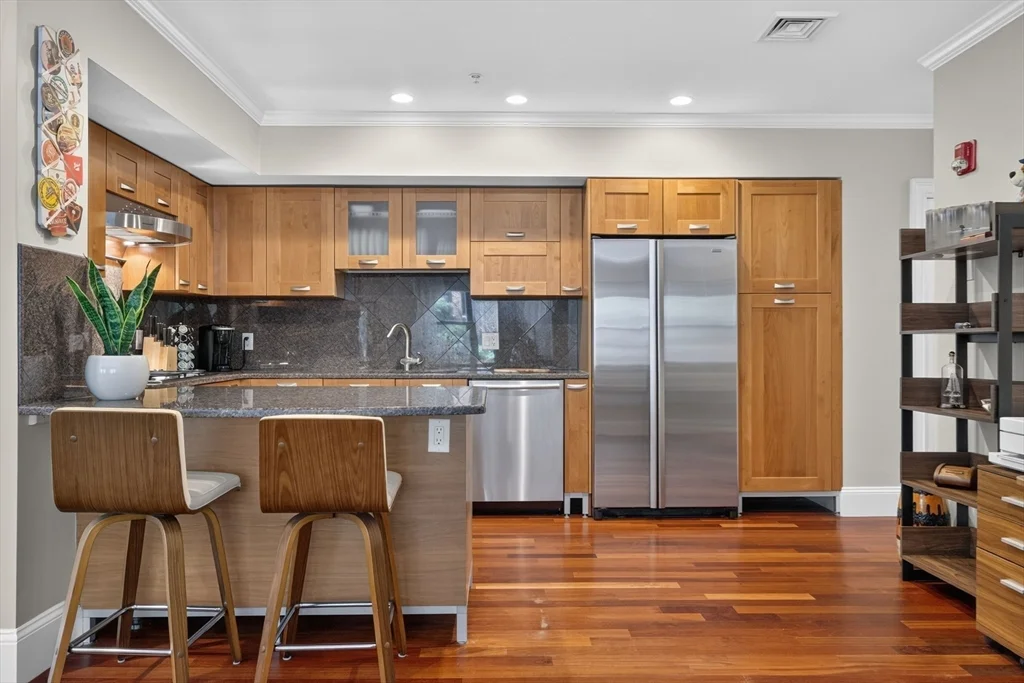 1 bed, 1 bath apartment for rent at 440 Commercial St Unit 202, North End — photo 8 of 26