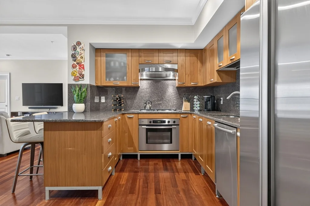 1 bed, 1 bath apartment for rent at 440 Commercial St Unit 202, North End — photo 6 of 26