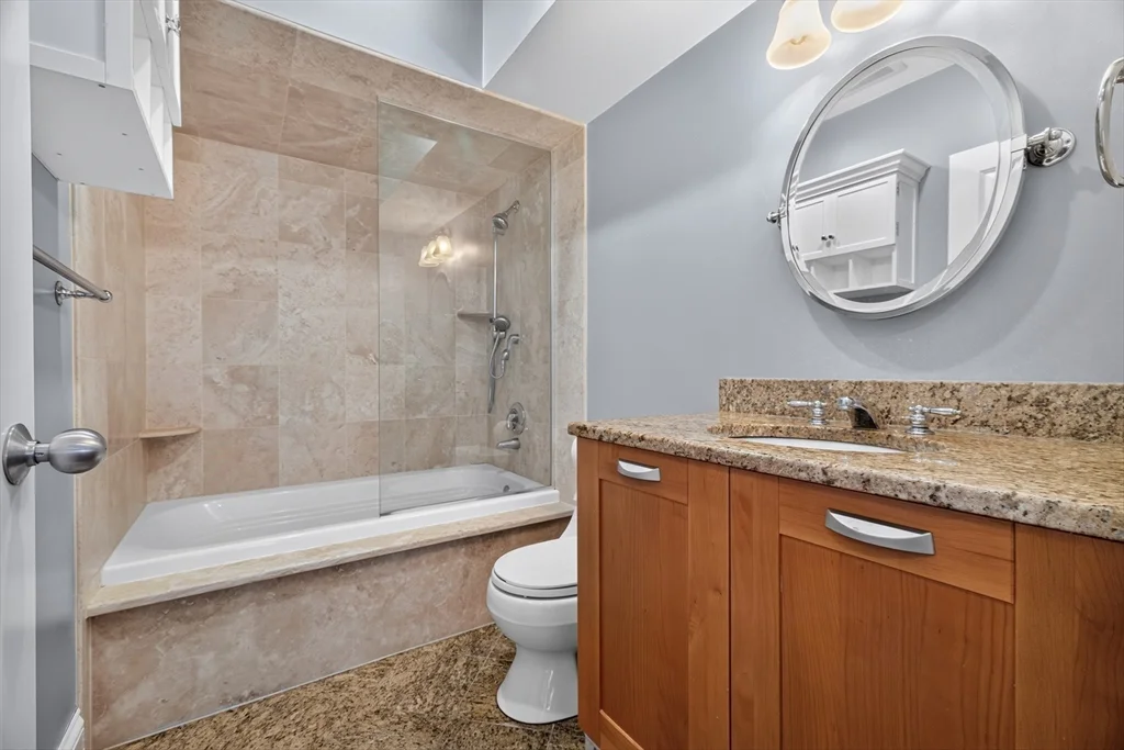 1 bed, 1 bath apartment for rent at 440 Commercial St Unit 202, North End — photo 14 of 26