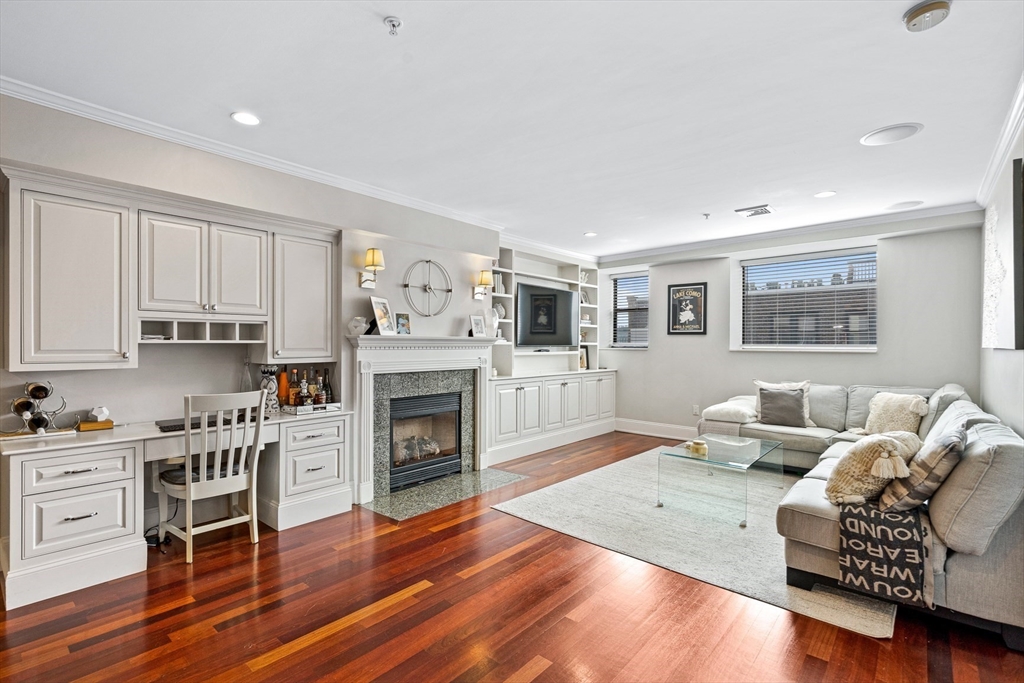 2 bed, 1 bath apartment for rent at 440 Commercial St Unit 503, Waterfront — photo 6 of 18