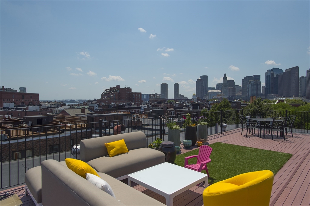 2 bed, 1 bath apartment for rent at 440 Commercial St Unit 603, Waterfront — photo 13 of 19