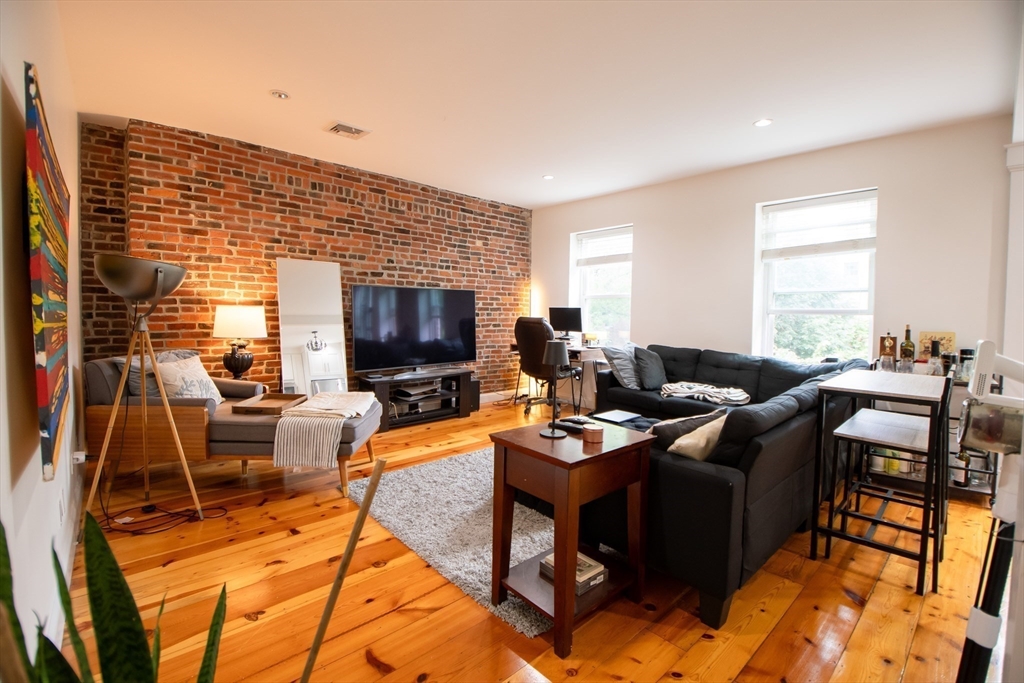 1 bed, 1 bath apartment for rent at 440 Hanover Unit 4D, North End — photo 2 of 13