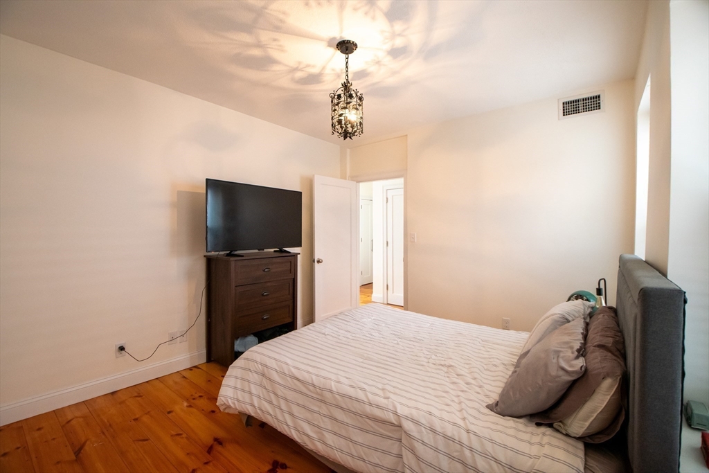 1 bed, 1 bath apartment for rent at 440 Hanover Unit 4D, North End — photo 9 of 13