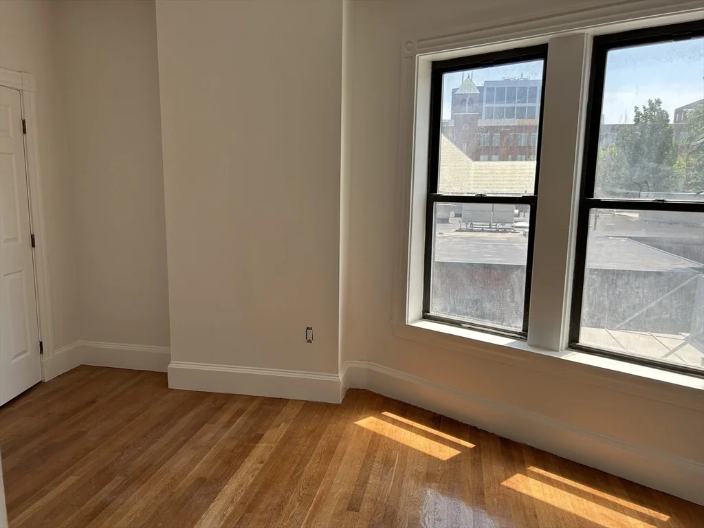 4 bed, 2 bath apartment for rent at 440 Massachusetts Ave Unit 3, Cambridge — photo 10 of 15