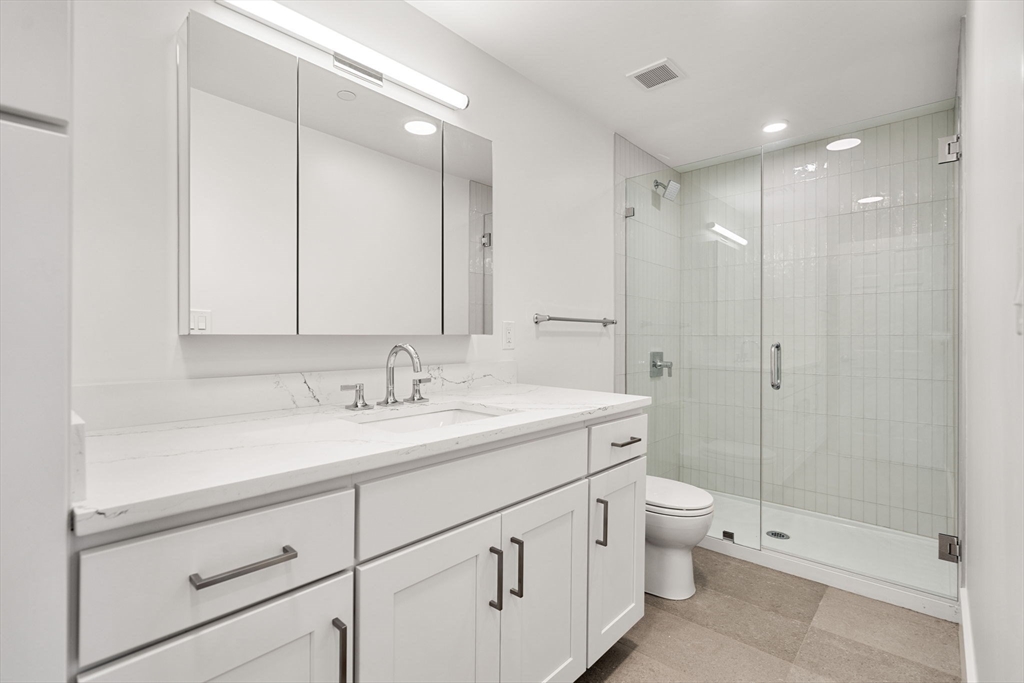 4 bed, 2 bath apartment for rent at 440 Massachusetts Ave Unit 7, Central Square — photo 17 of 25
