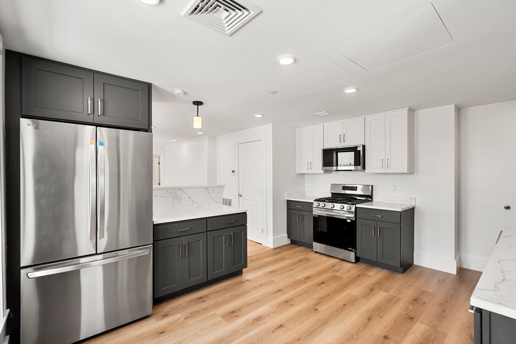 4 bed, 2 bath apartment for rent at 440 Massachusetts Ave Unit 7, Central Square — photo 24 of 25