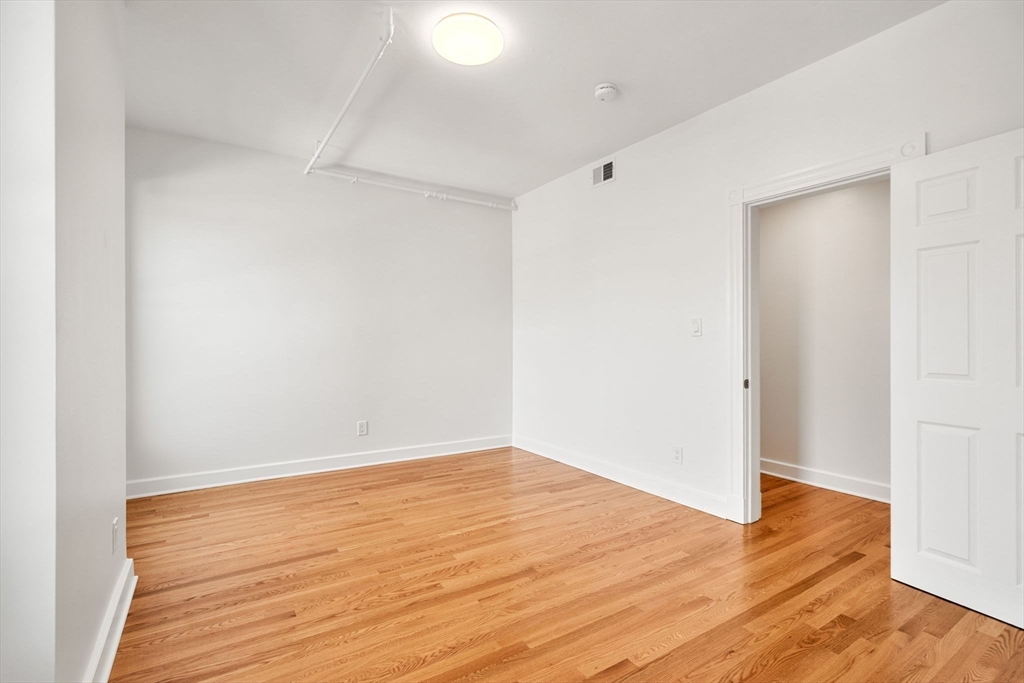 4 bed, 2 bath apartment for rent at 440 Massachusetts Ave Unit 7, Central Square — photo 11 of 25