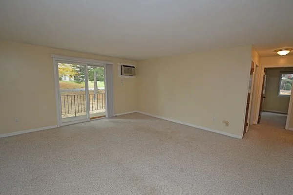 2 bed, 1 bath apartment for rent at 440 North Ave Unit 164, Zip 01830 — photo 7 of 11