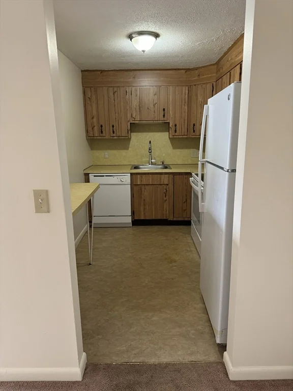 2 bed, 1 bath apartment for rent at 440 North Ave Unit 199, Zip 01830 — photo 7 of 20