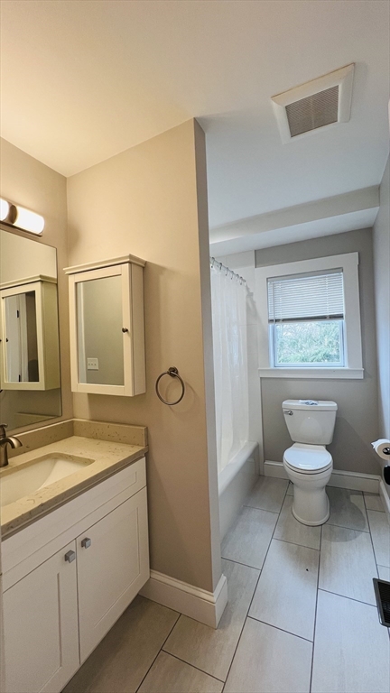 4 bed, 2 bath apartment for rent at 440 Washington St Unit 1, Wellesley — photo 16 of 16