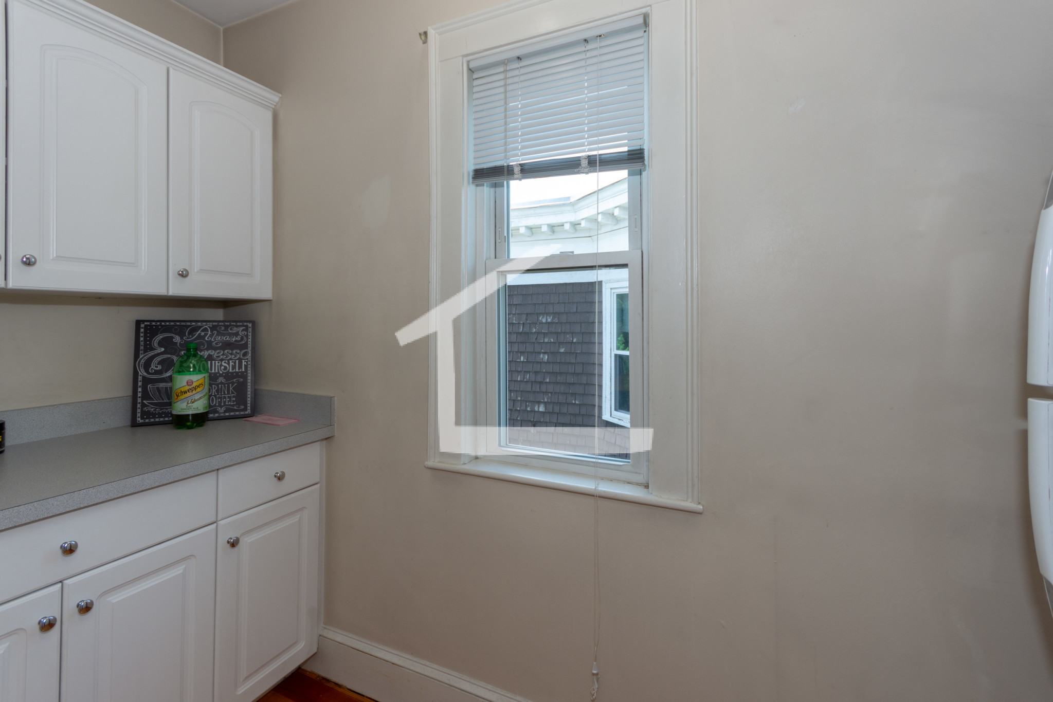 3 bed, 1 bath apartment for rent at 440 Washington St Unit 3, Brighton — photo 6 of 9
