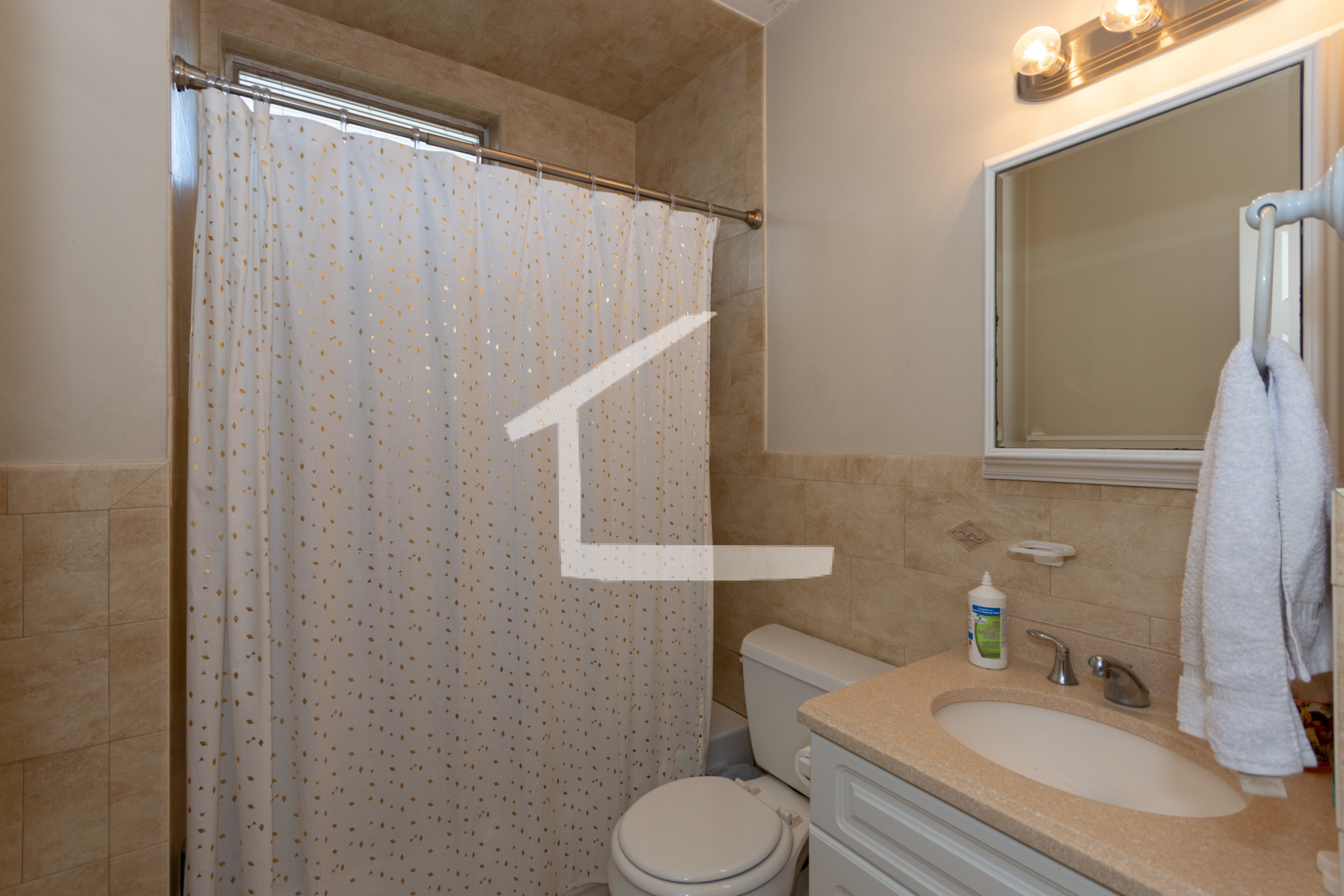 3 bed, 1 bath apartment for rent at 440 Washington St Unit 3, Brighton — photo 7 of 9